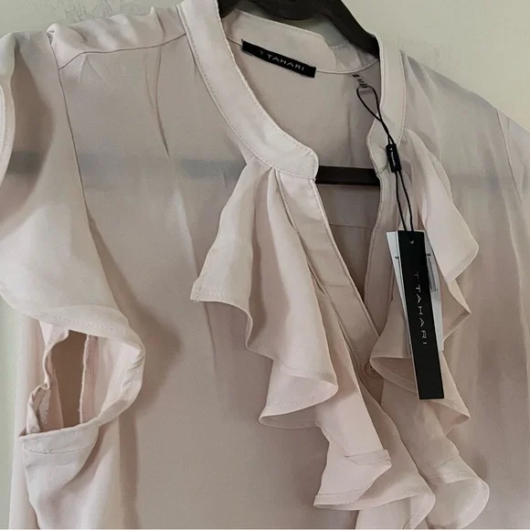 New! T Tahari Elegant Blush Ruffle Blouse Women’s Size Medium - Picture 7 of 15